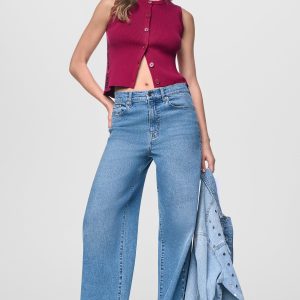 CROPPED SLEEVELESS LOGO TRIM SWEATER