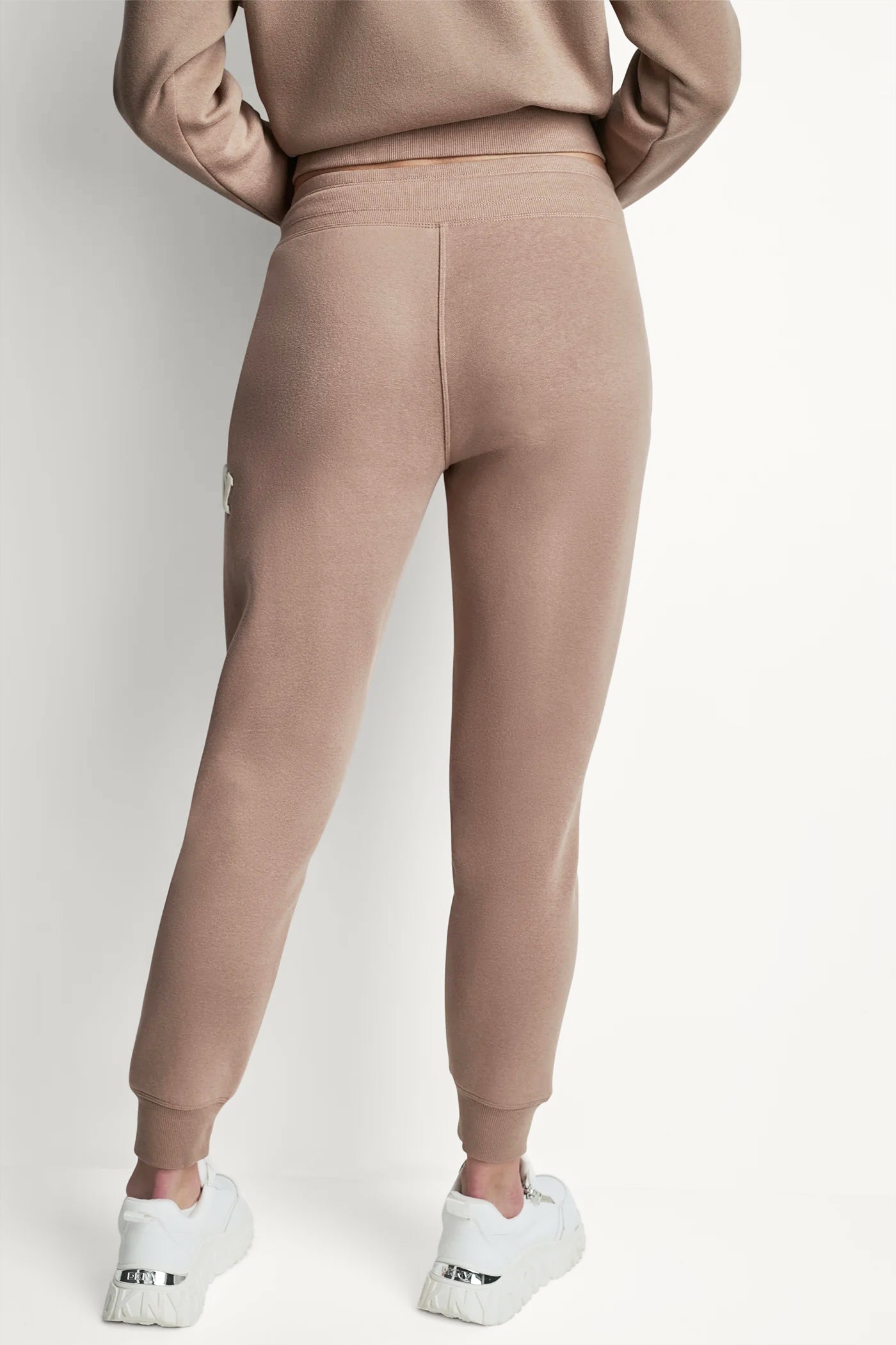 MID-RISE VARSITY LOGO JOGGER - Image 3