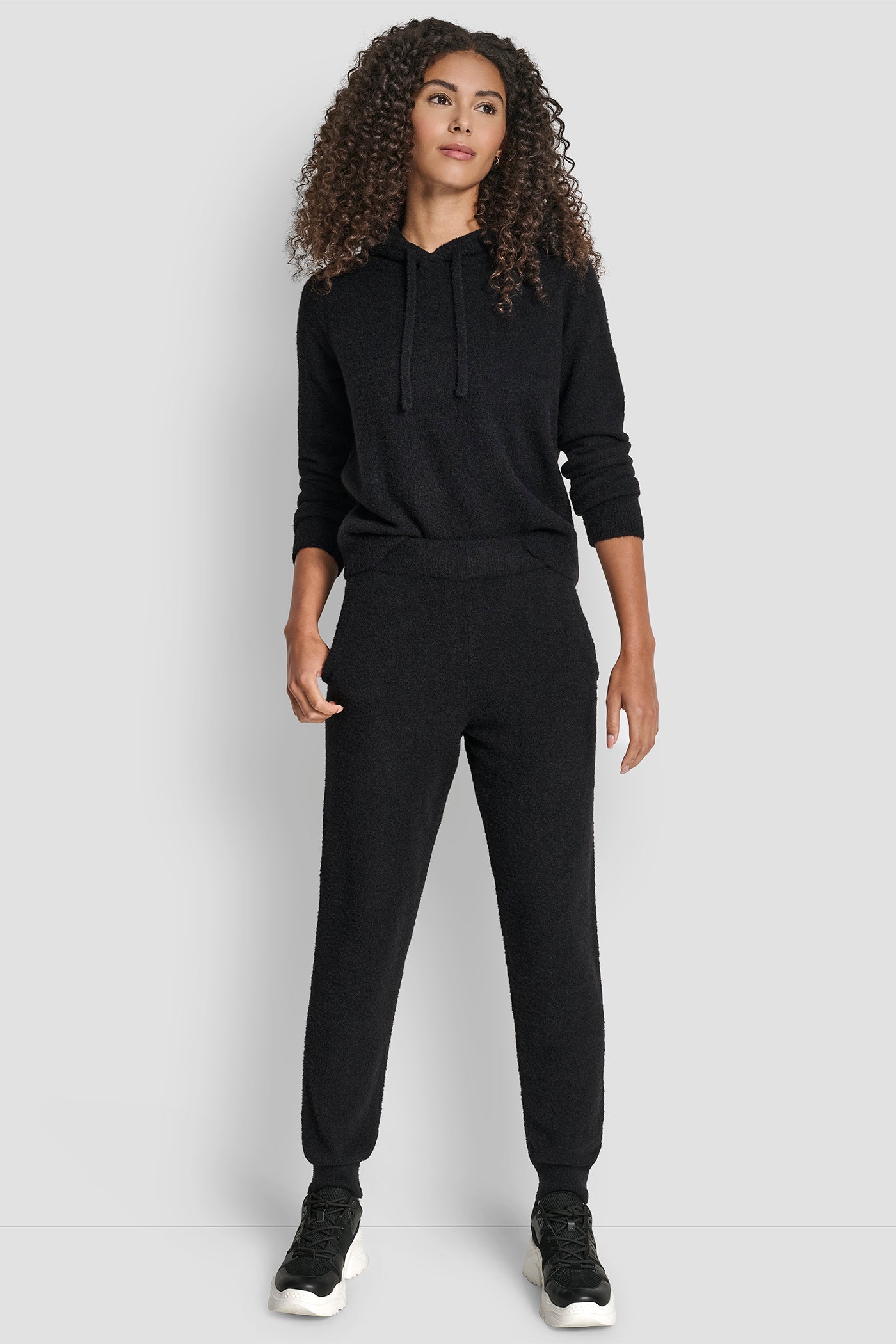 FEATHER YARN JOGGER WITH POCKETS AND TONAL LOGO - Image 2